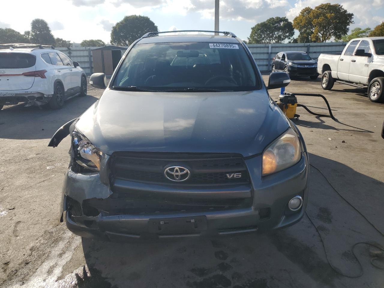 2011 Toyota RAV 4 - Image 5
