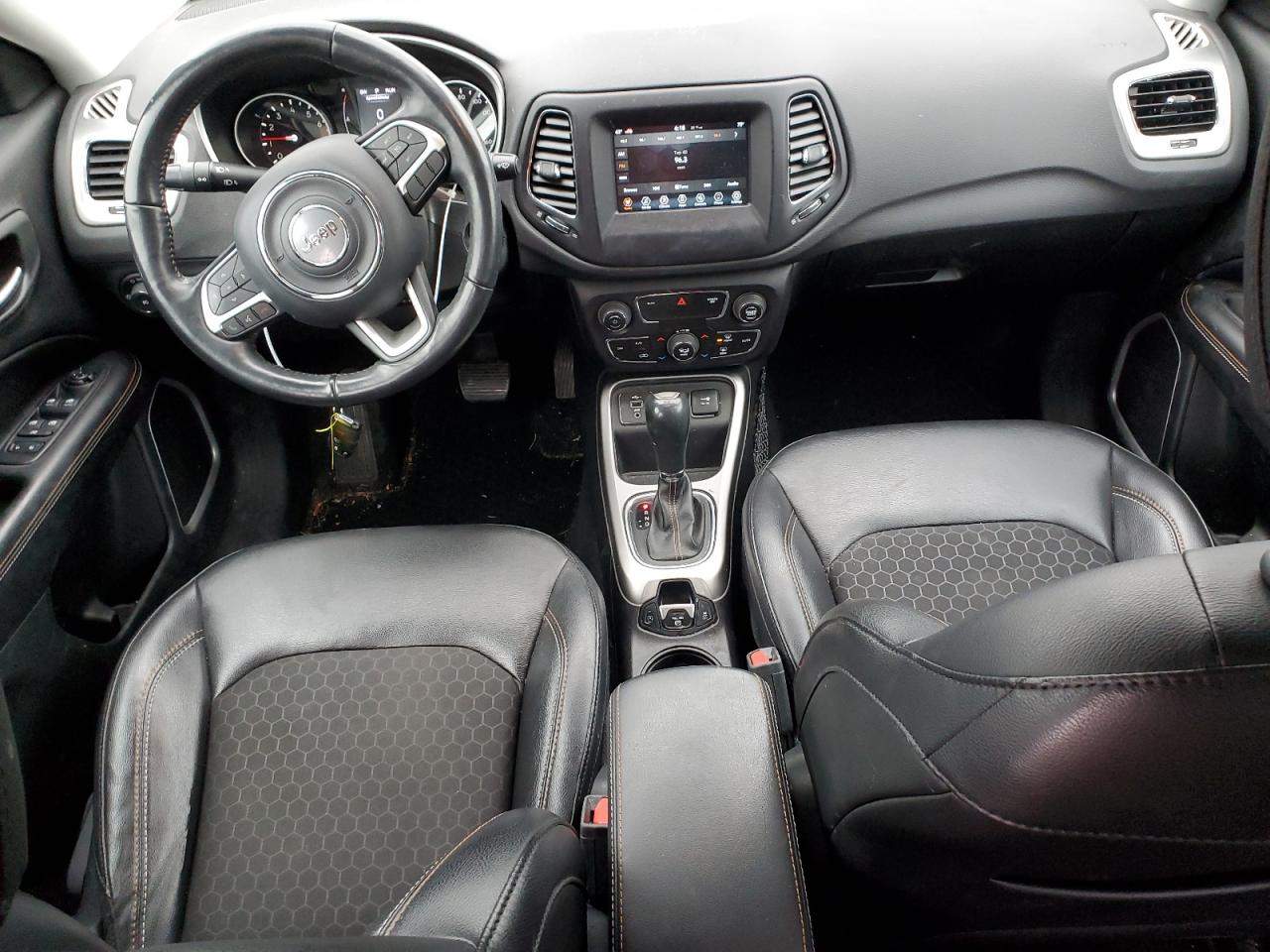 2019 Jeep Compass - Image 8