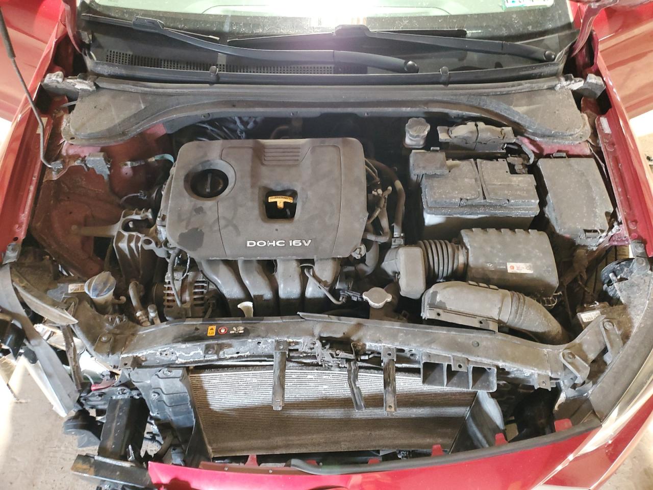 2017 Hyundai Elantra - Image 11