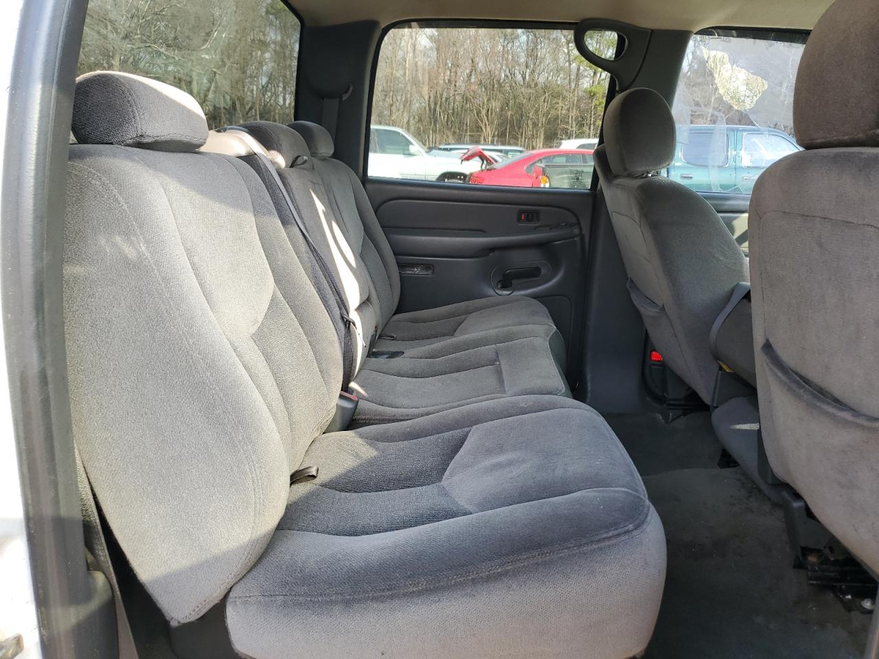 2007 GMC Sierra - Image 10