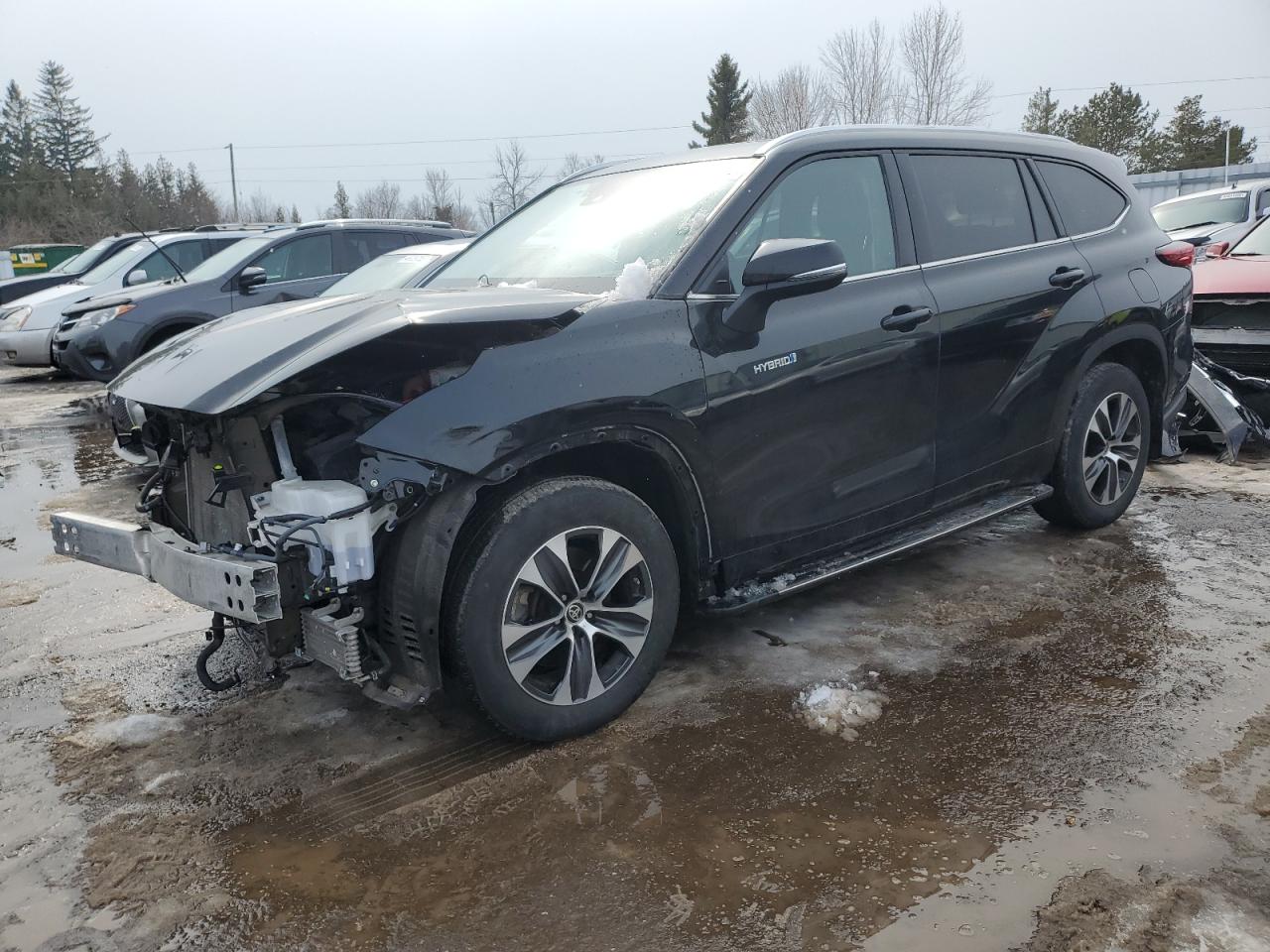 2020 Toyota Highlander - Image 1