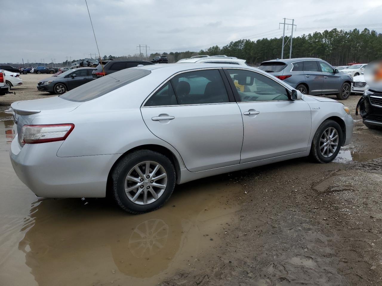2011 Toyota Camry - Image 4