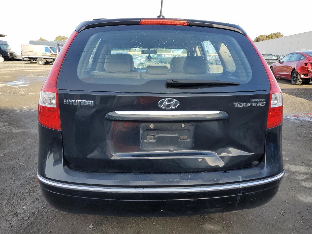 2012 Hyundai Elantra - Image 6