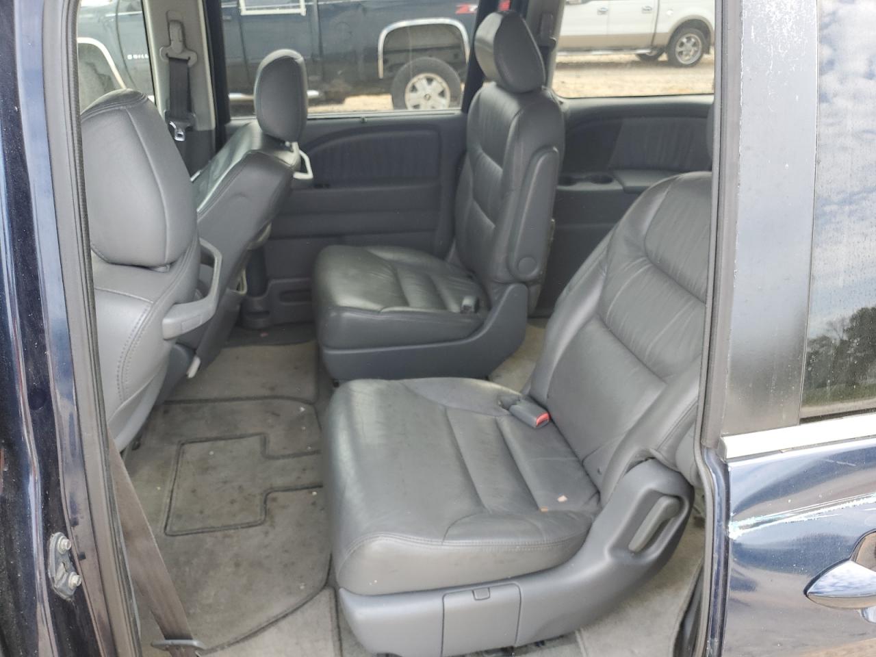 2007 Honda Odyssey - Image 11