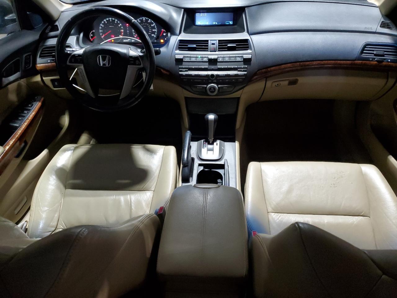 2012 Honda Accord - Image 8