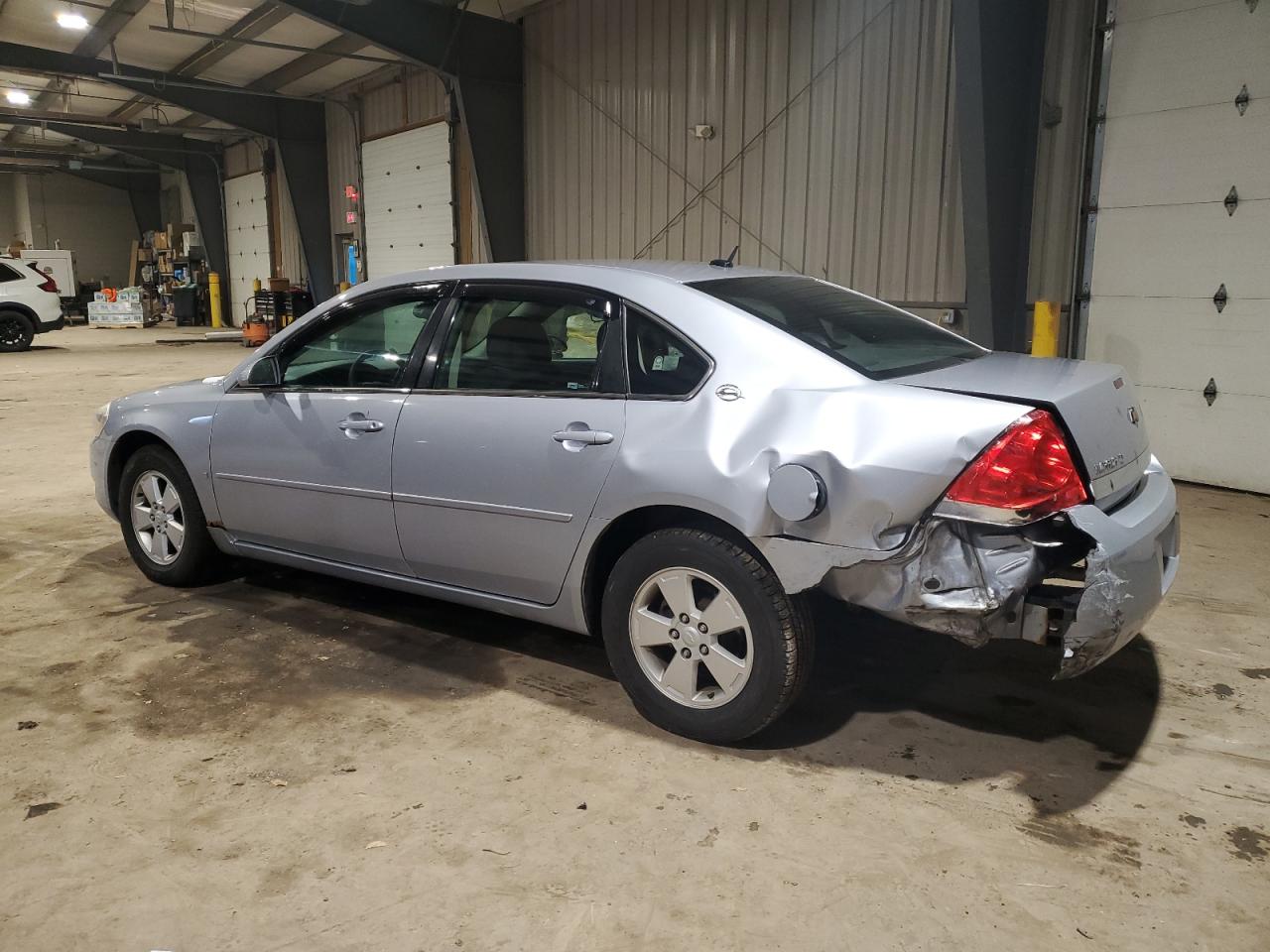 2006 Chevrolet Impala - Image 2