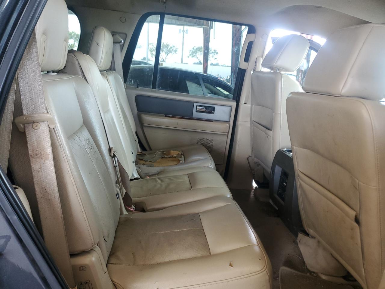 2007 Ford Expedition - Image 11