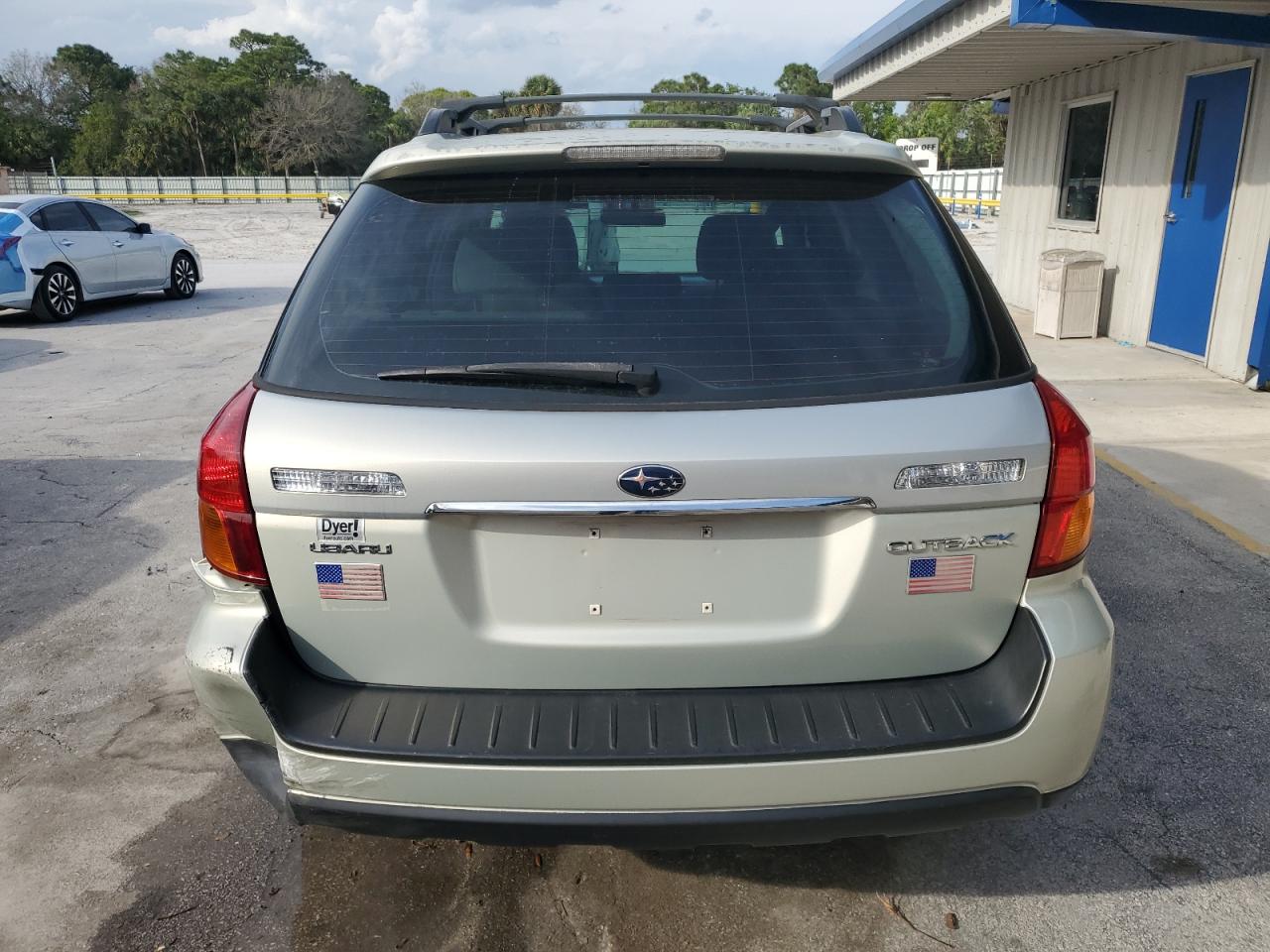 2007 Subaru Outback - Image 6