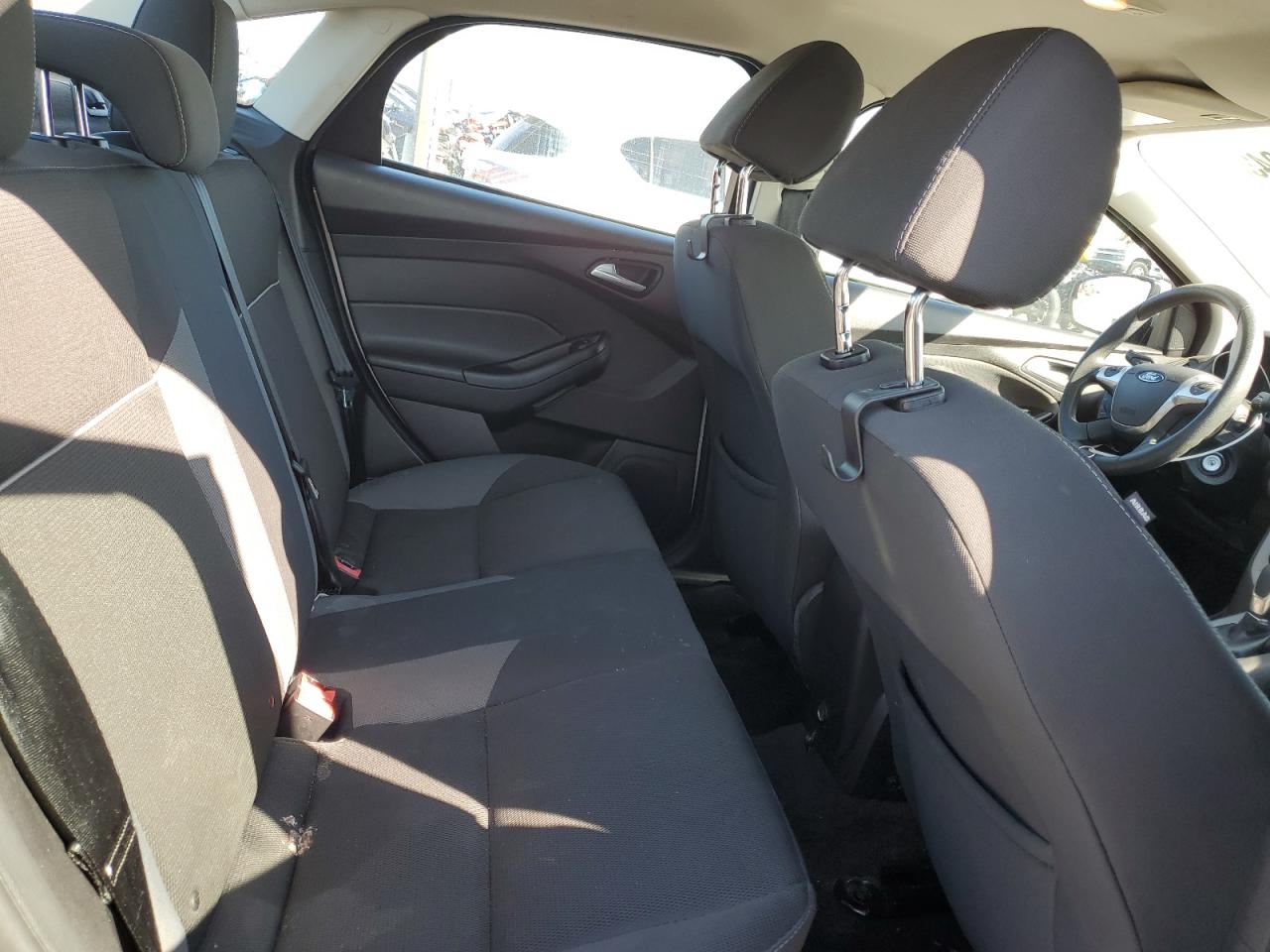 2014 Ford Focus - Image 11