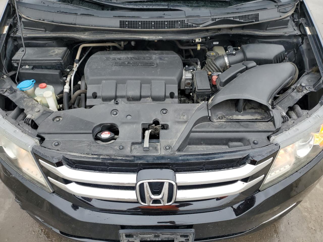 2014 Honda Odyssey - Image 12