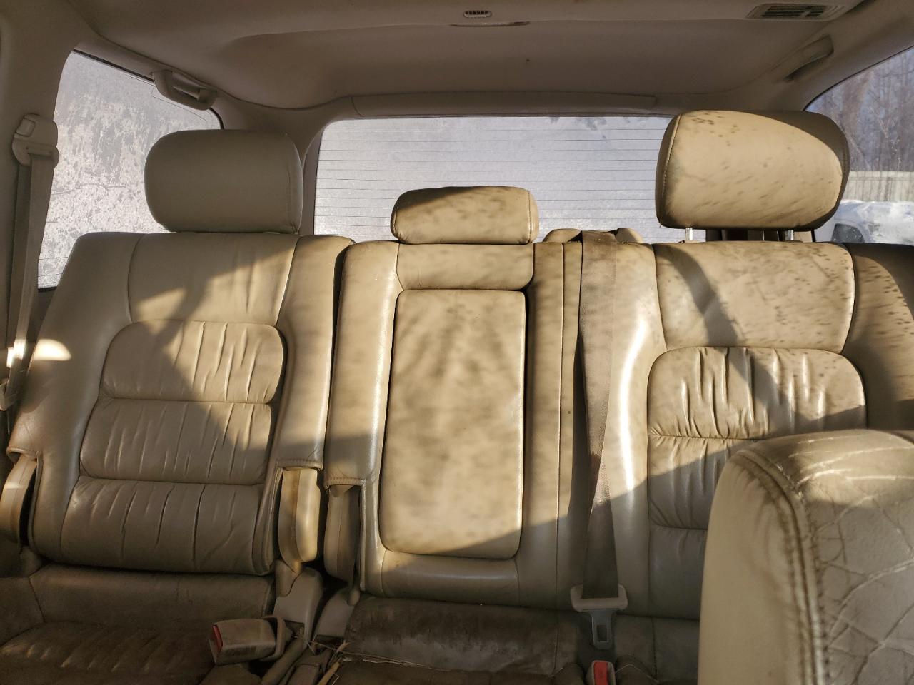 1998 Lexus LX - Image 10
