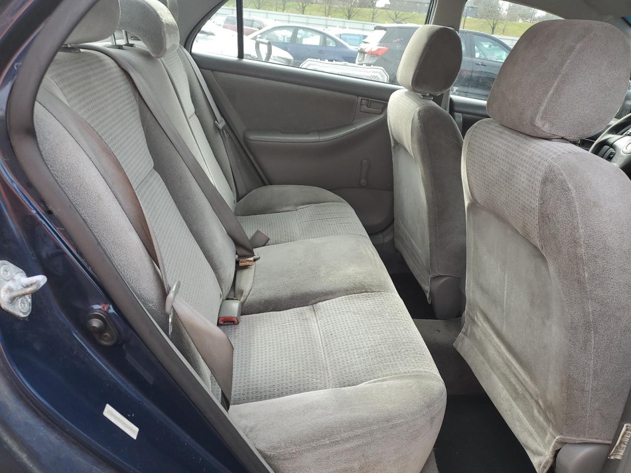 2005 Toyota Corolla - Image 10