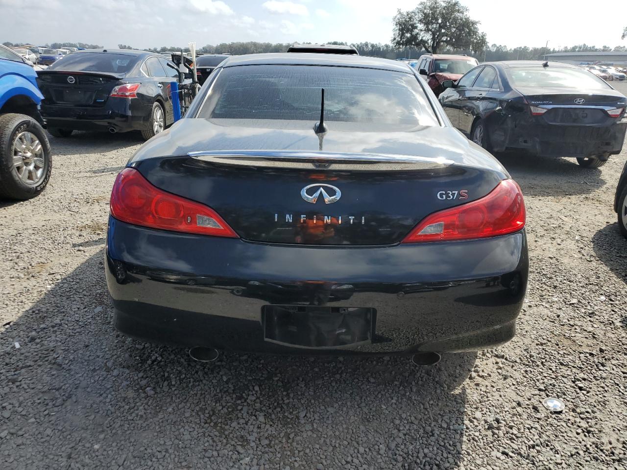 2012 Infiniti G - Image 6