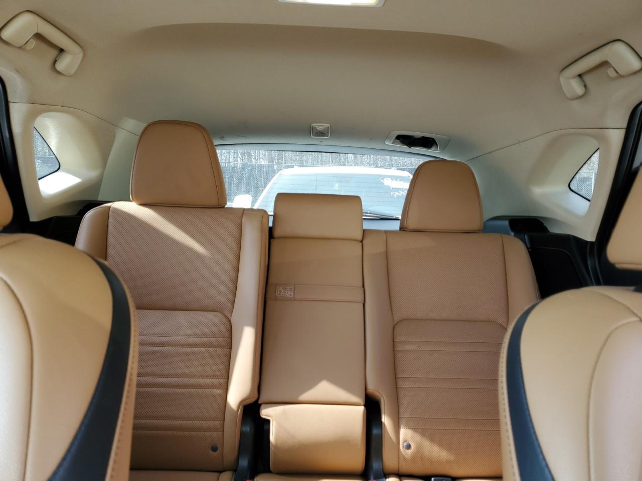2016 Lexus NX - Image 10