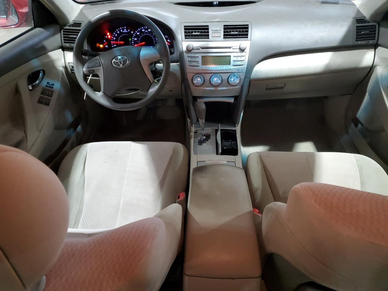 2011 Toyota Camry - Image 8
