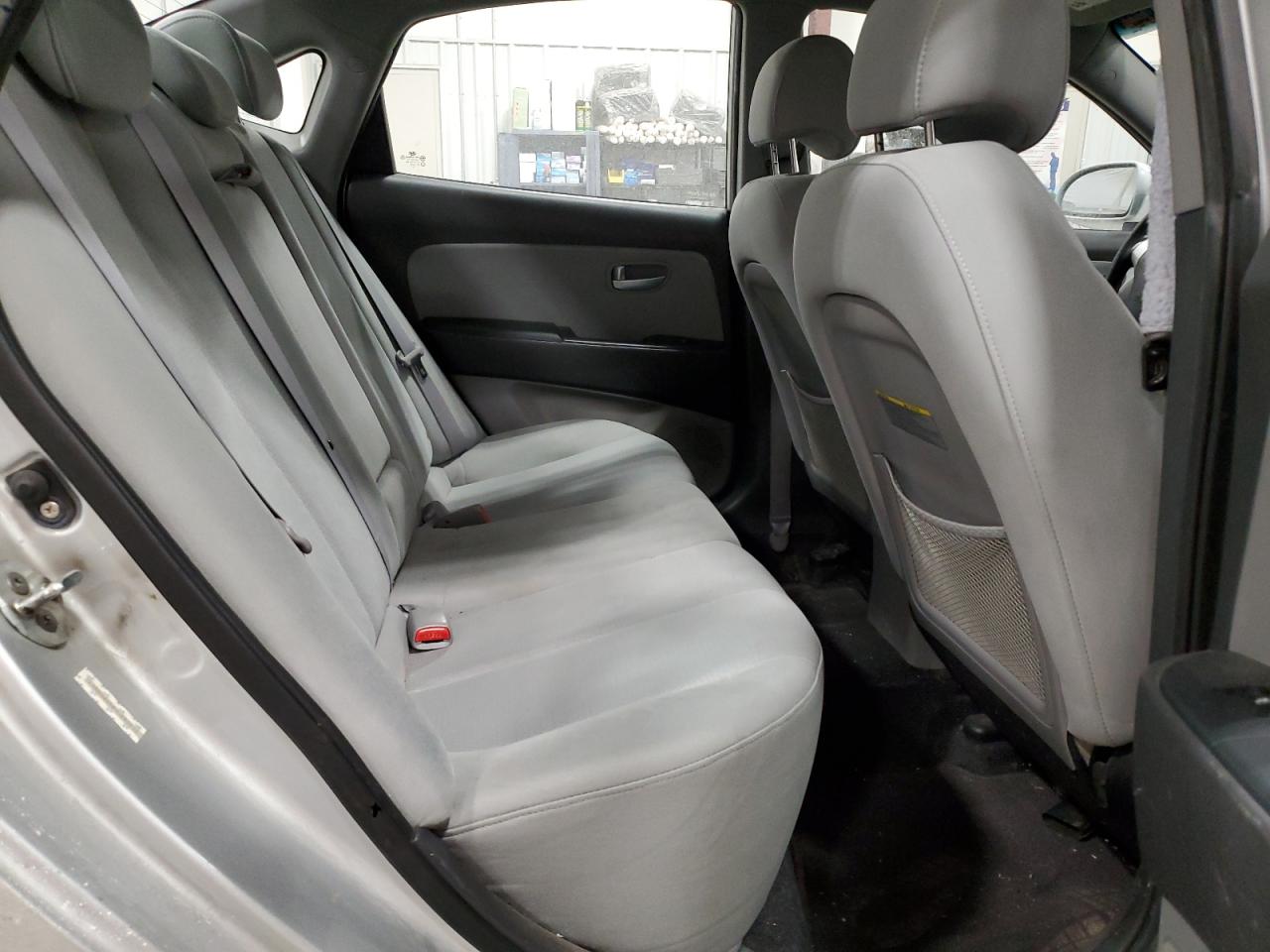2009 Hyundai Elantra - Image 10