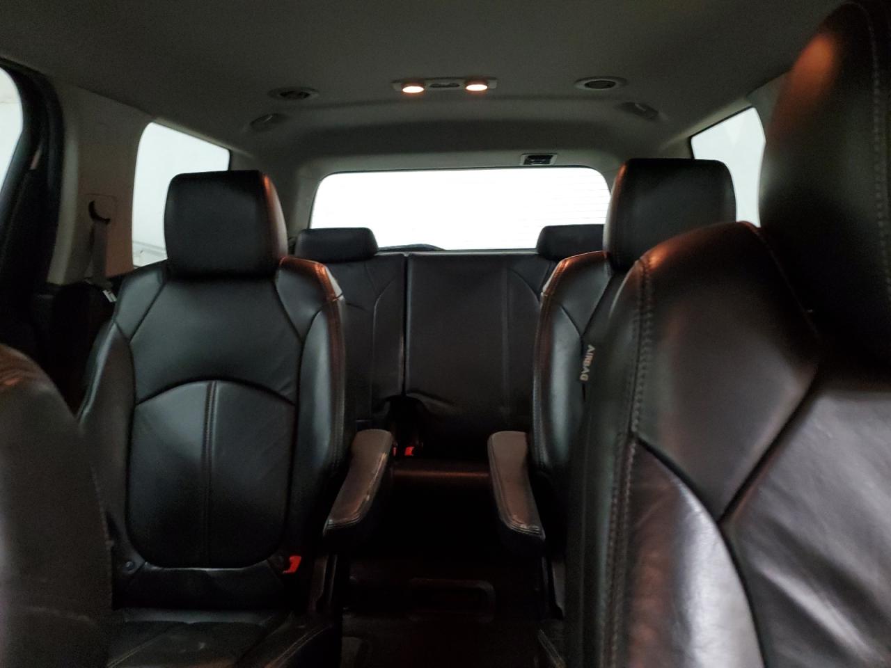 2014 GMC Acadia - Image 10