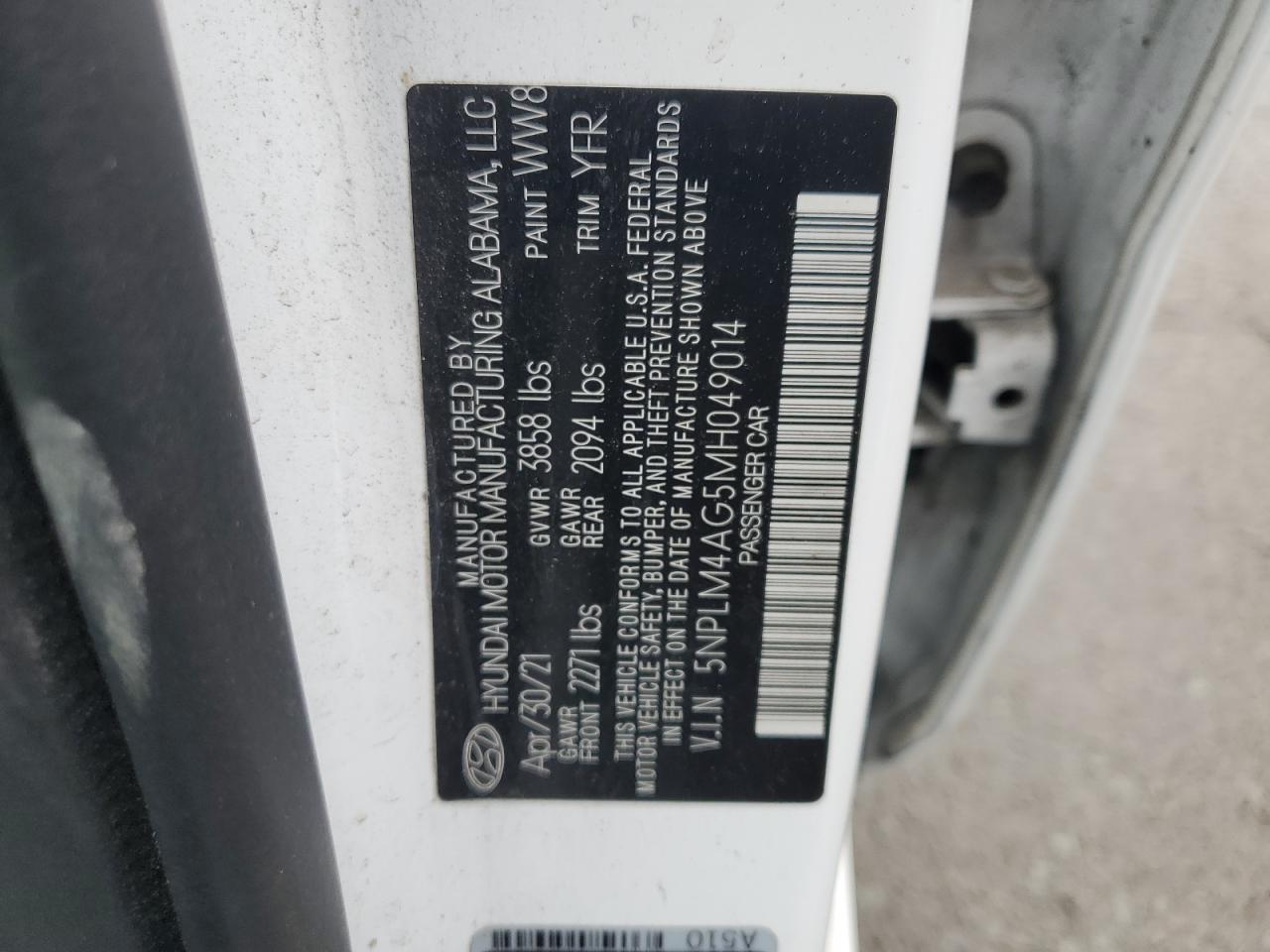 2021 Hyundai Elantra - Image 12
