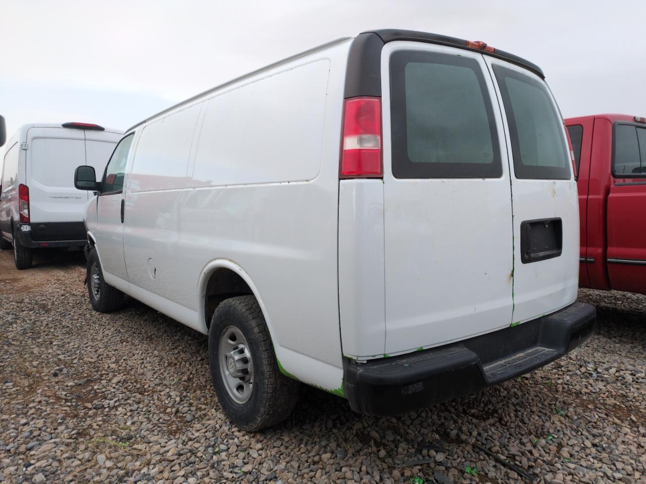 2017 Chevrolet Express - Image 2