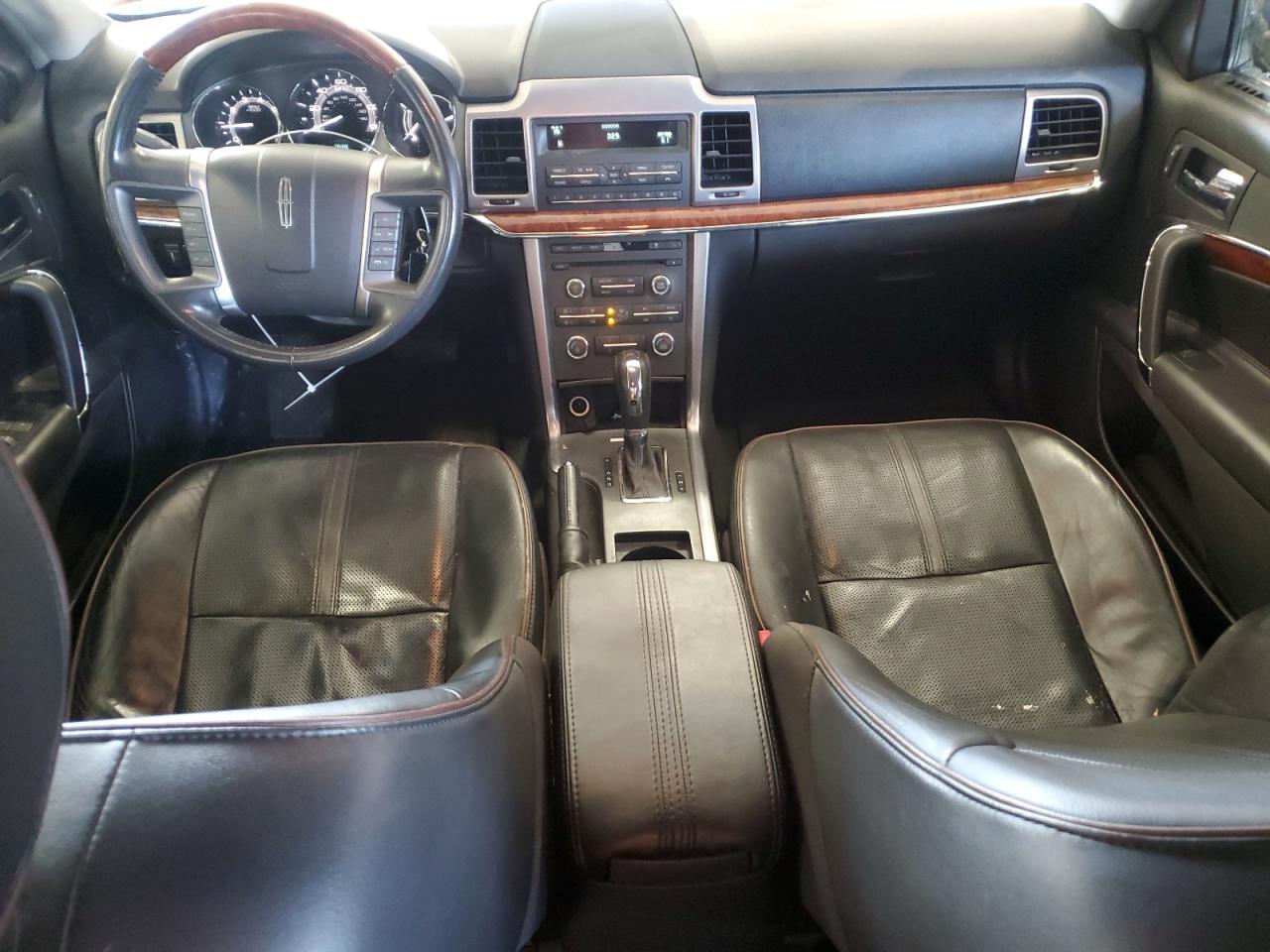2010 Lincoln MKZ - Image 8