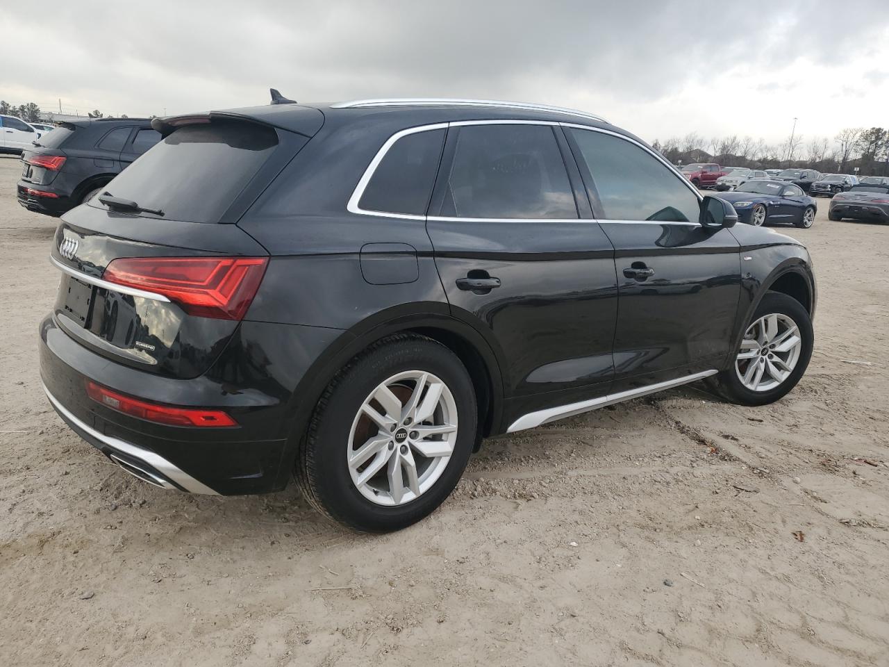 2023 Audi Q5 - Image 3