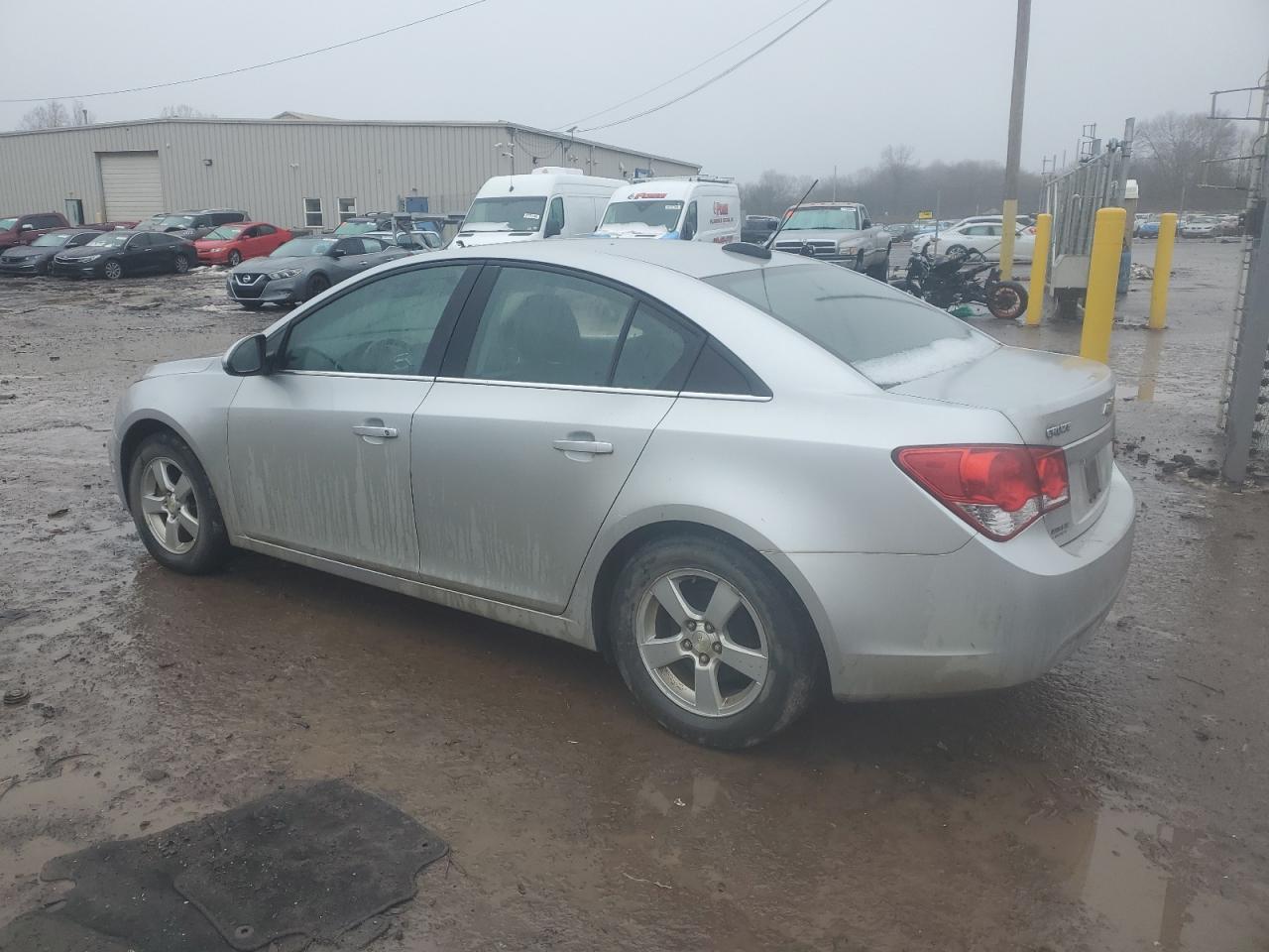 2016 Chevrolet Cruze - Image 2