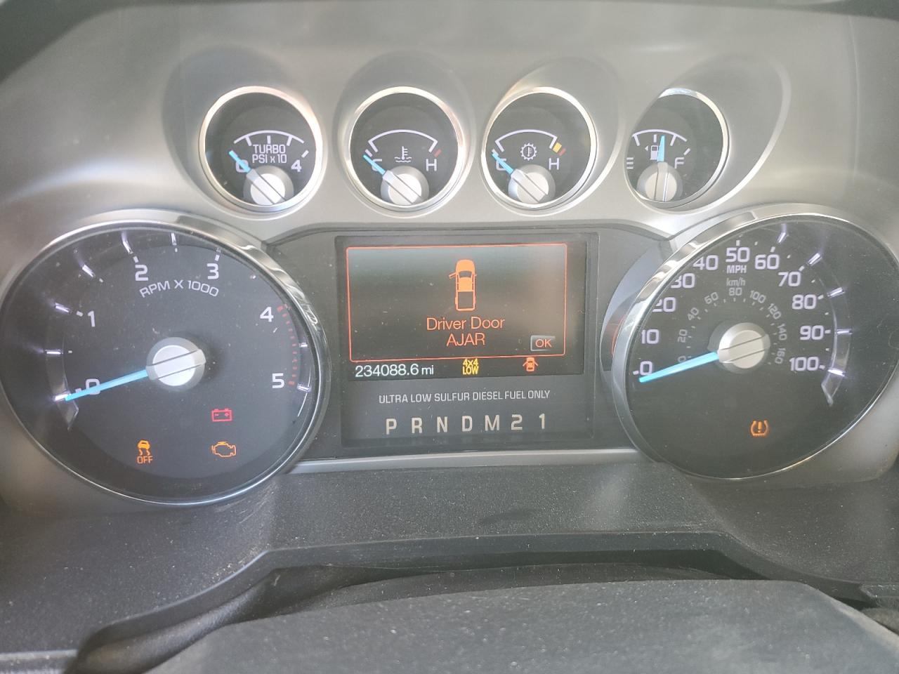 2014 Ford F350 - Image 9