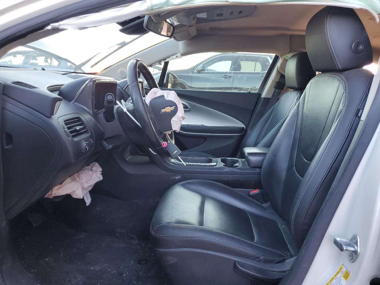 2013 Chevrolet Volt - Image 7