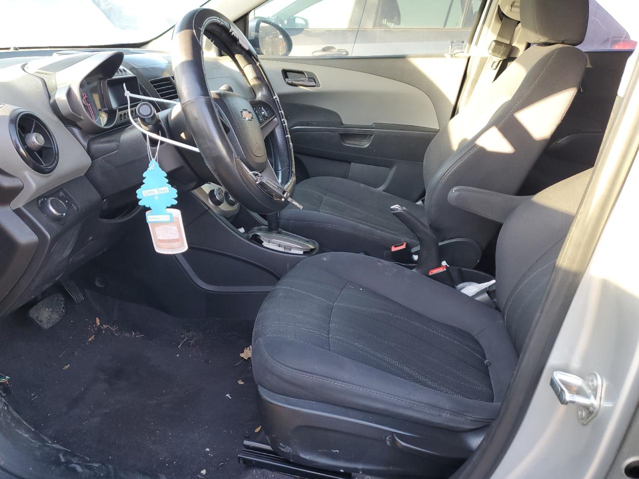 2014 Chevrolet Sonic - Image 7