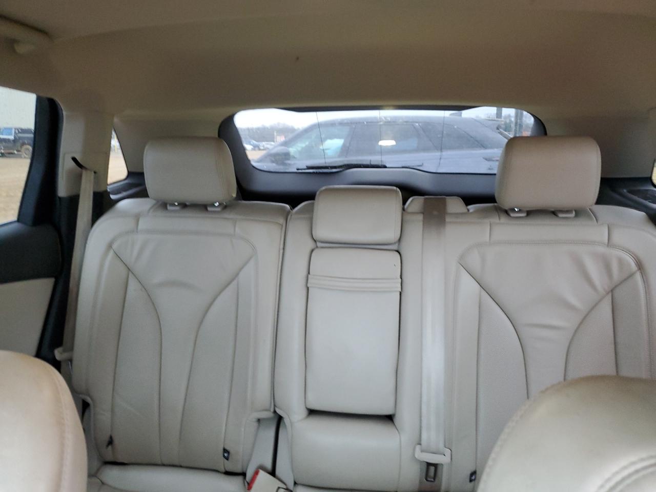 2016 Lincoln MKX - Image 10