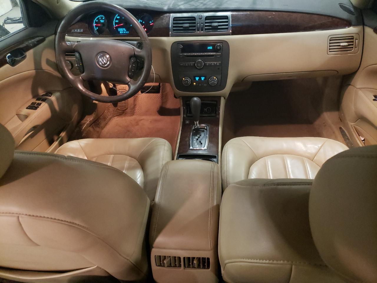 2010 Buick Lucerne - Image 8