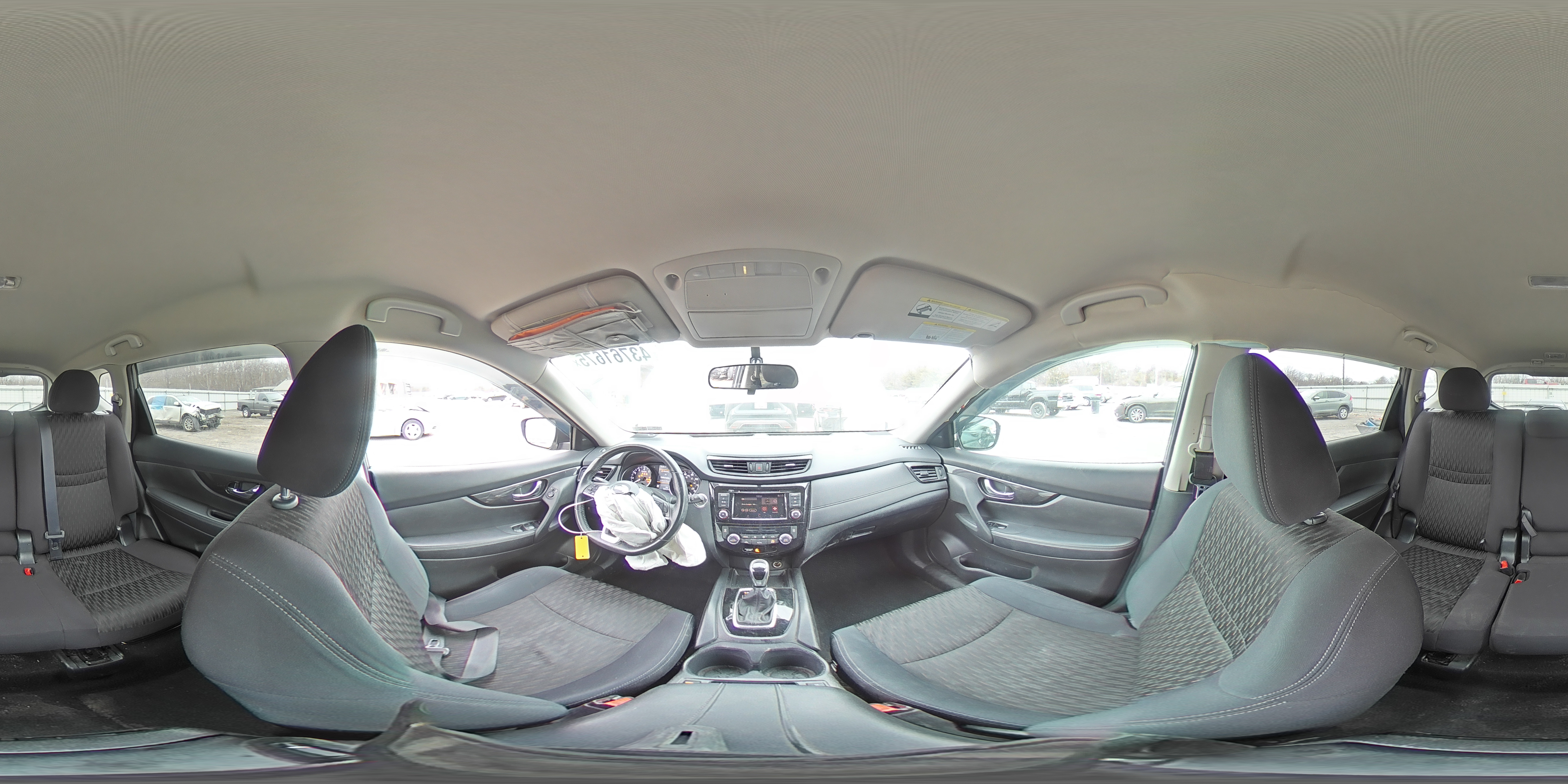 2018 Nissan Rogue - Image 14
