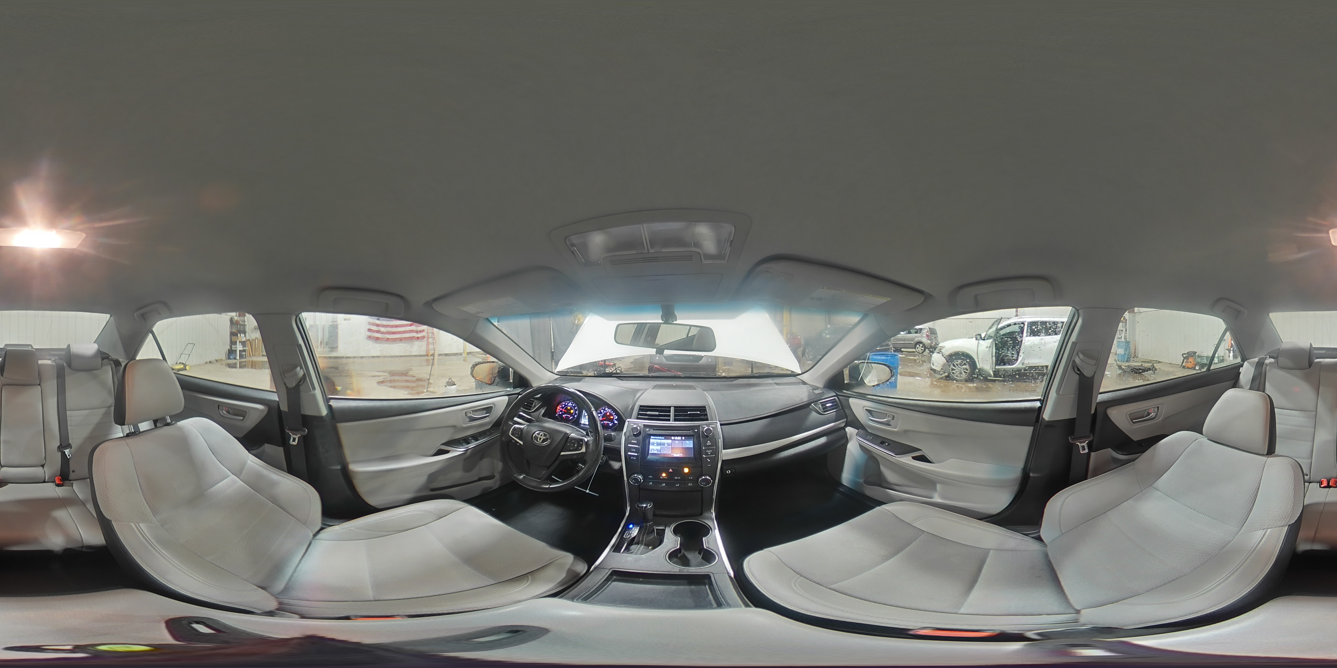 2017 Toyota Camry - Image 15