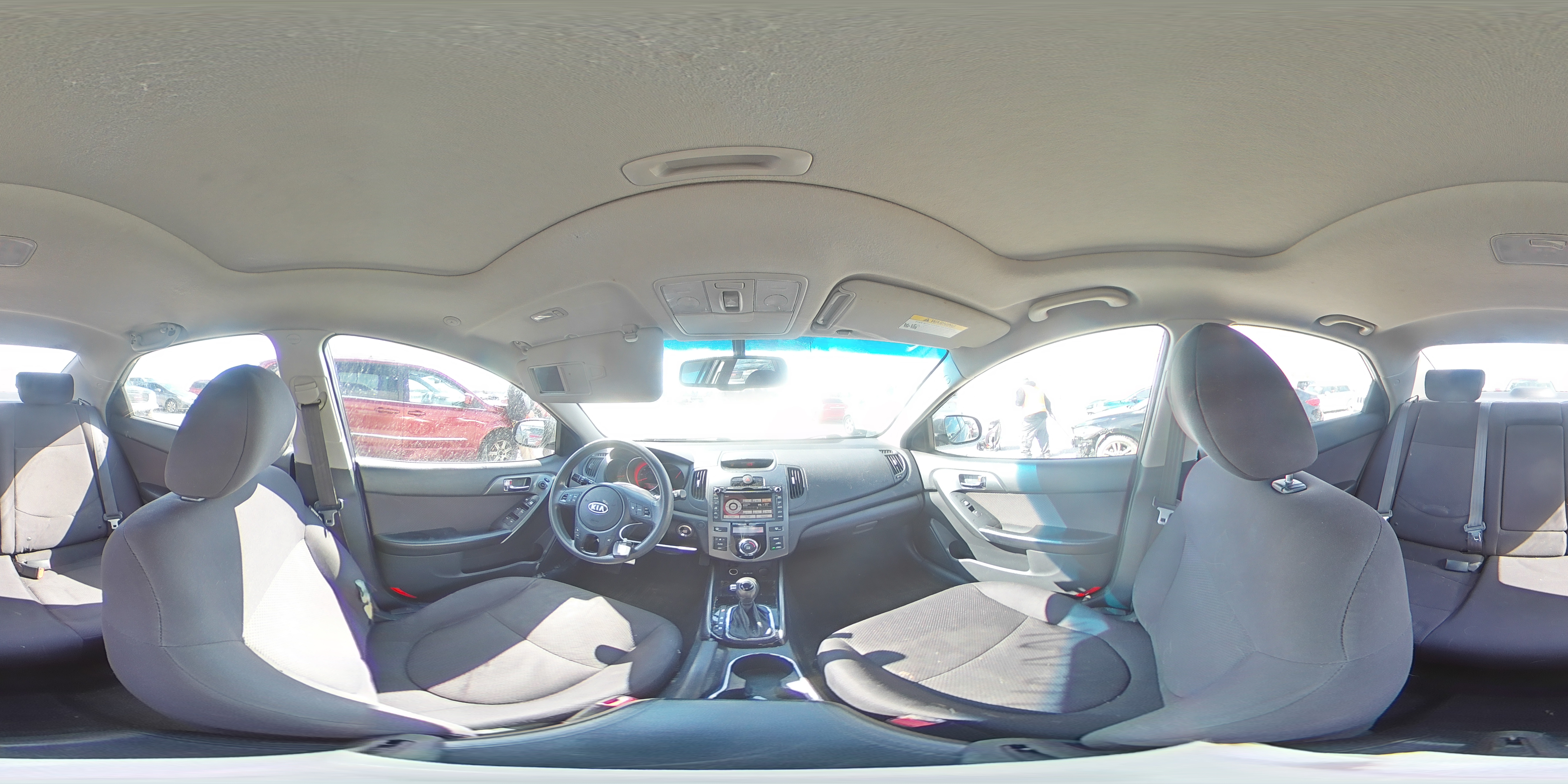 2013 Kia Forte - Image 13