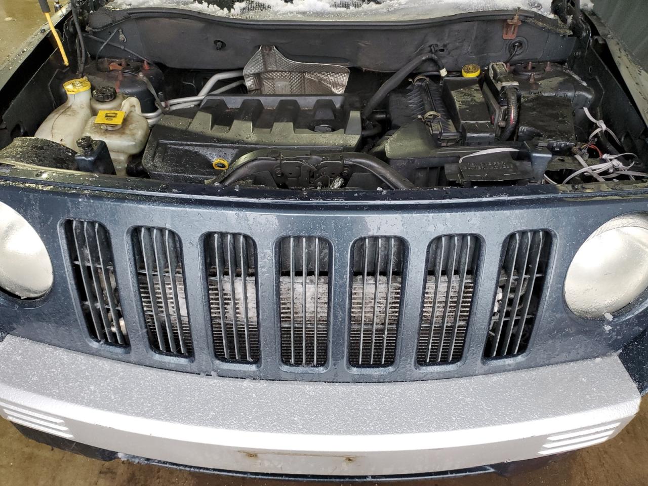 2008 Jeep Liberty (Patriot) - Image 12