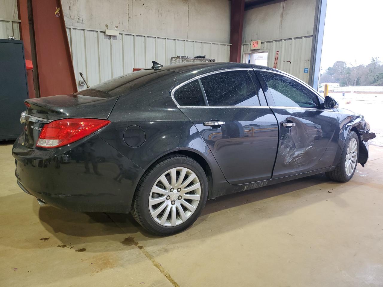 2013 Buick Regal - Image 3