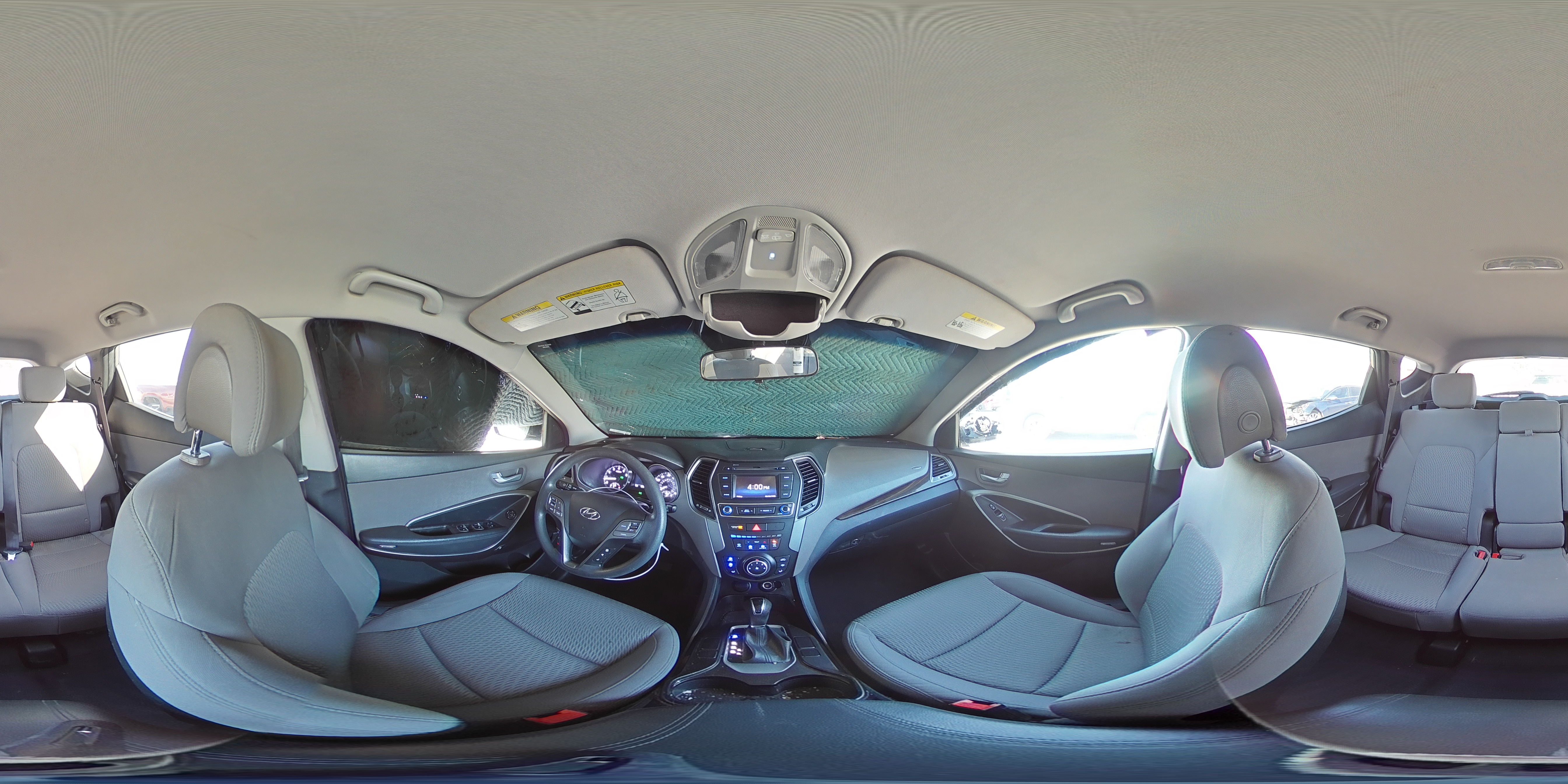 2018 Hyundai Santa Fe - Image 14