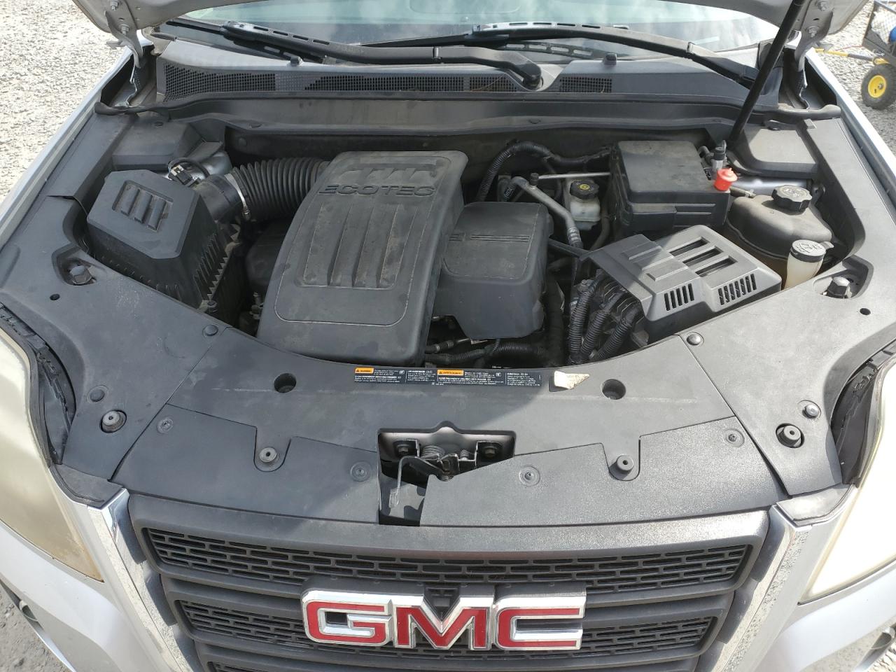 2011 GMC Terrain - Image 12