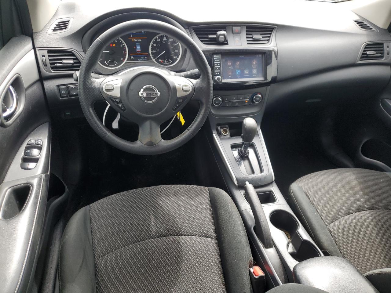 2019 Nissan Sentra - Image 8