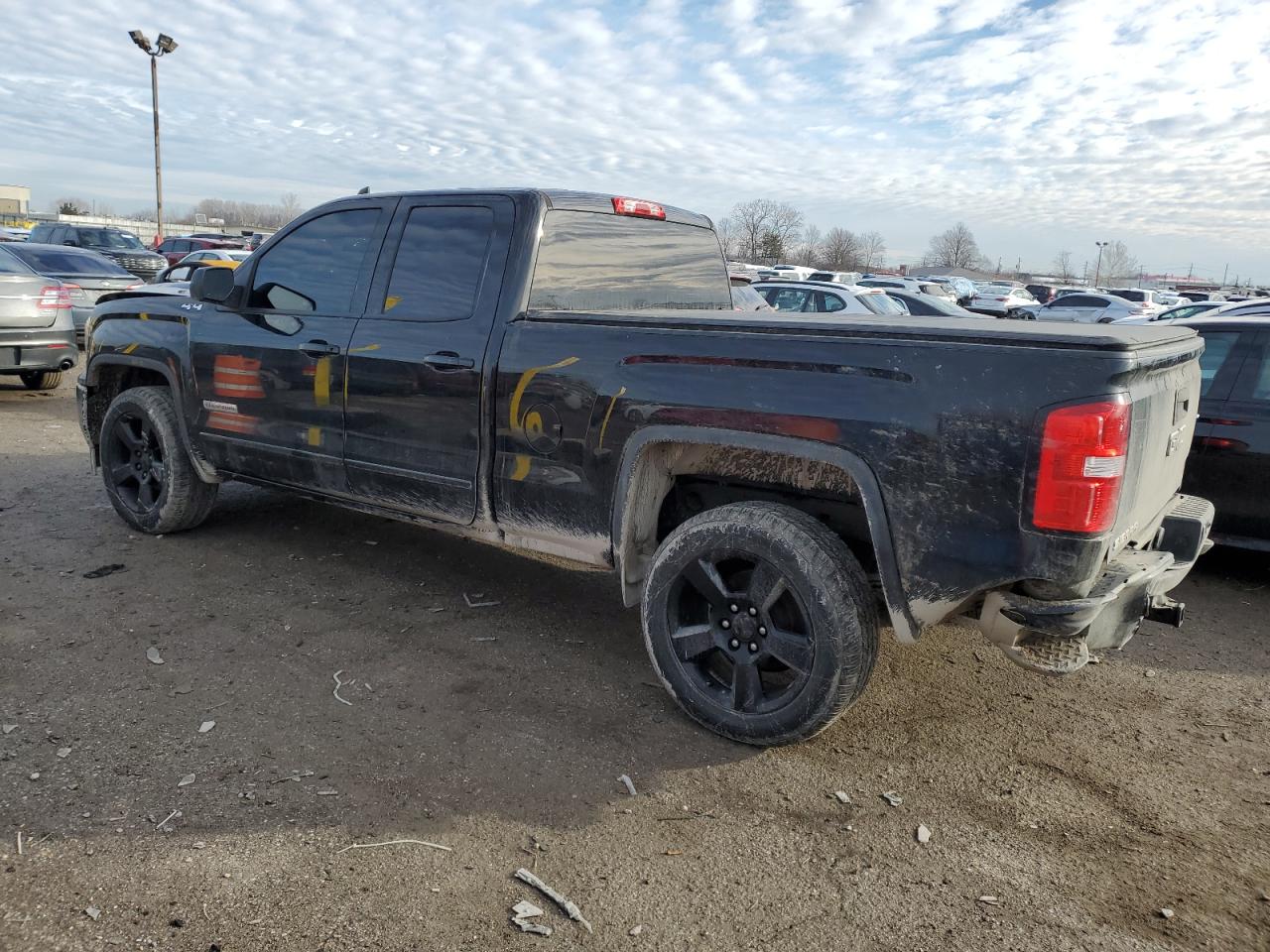 2018 GMC Sierra - Image 2