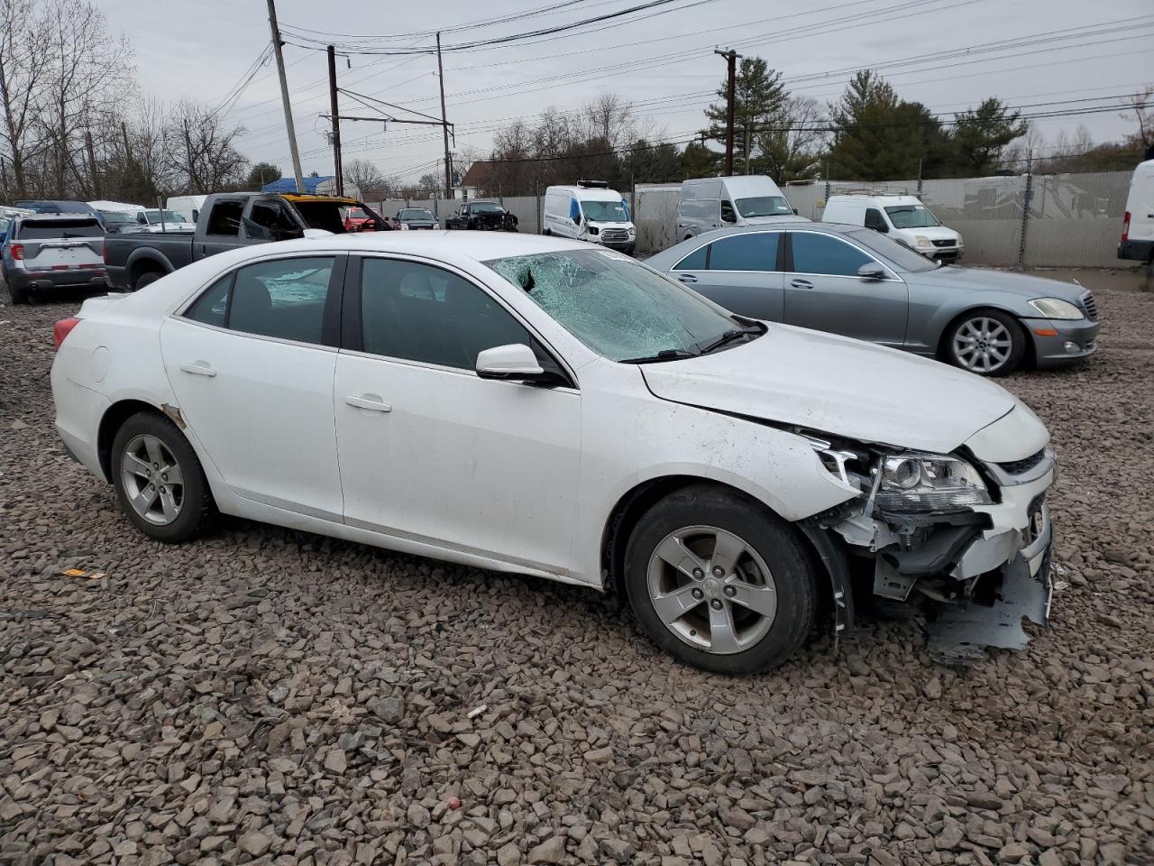 2016 Chevrolet Malibu - Image 4