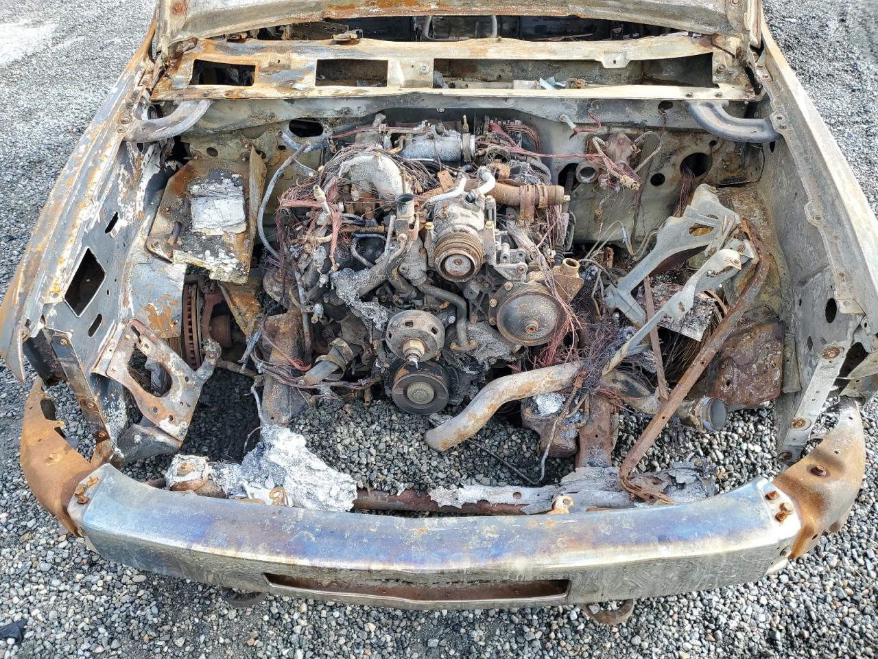 2008 Chevrolet Silverado - Image 11