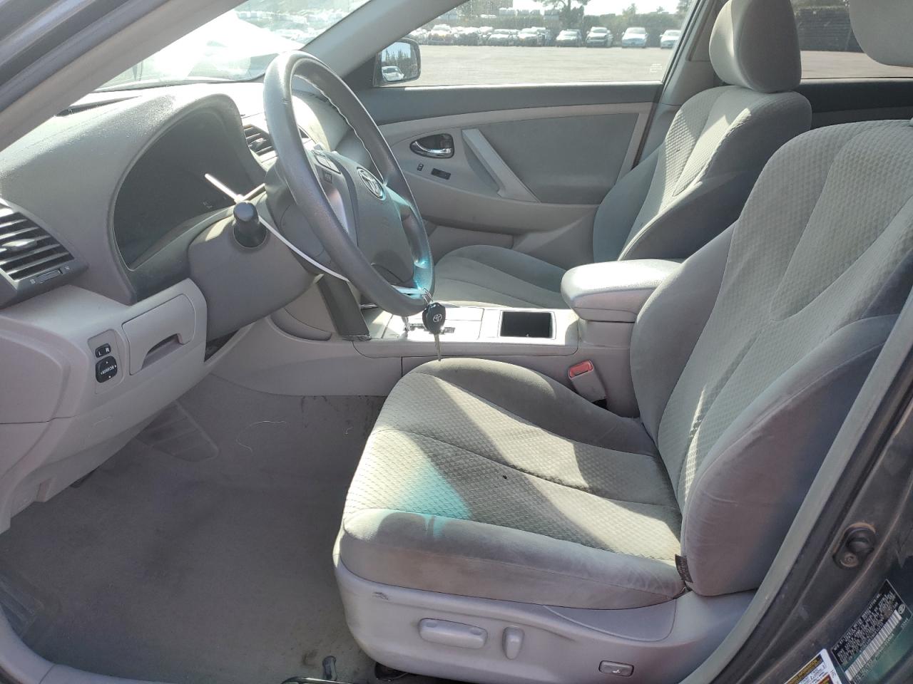 2009 Toyota Camry - Image 7