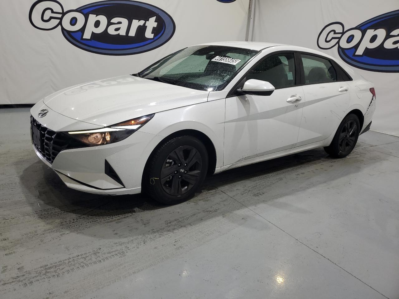 2021 Hyundai Elantra - Image 1