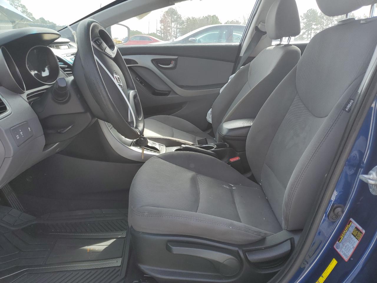 2016 Hyundai Elantra - Image 7