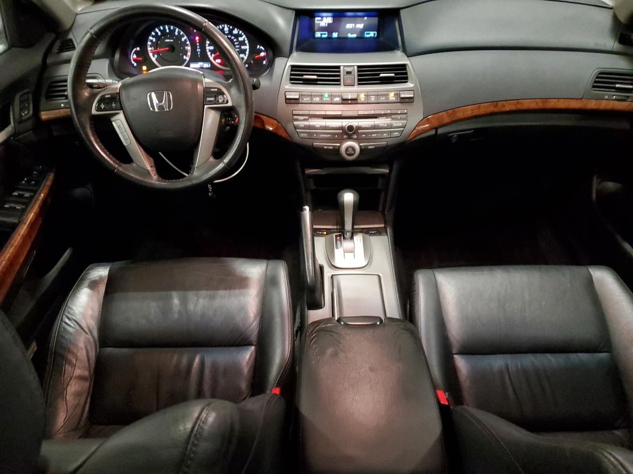 2012 Honda Accord - Image 8