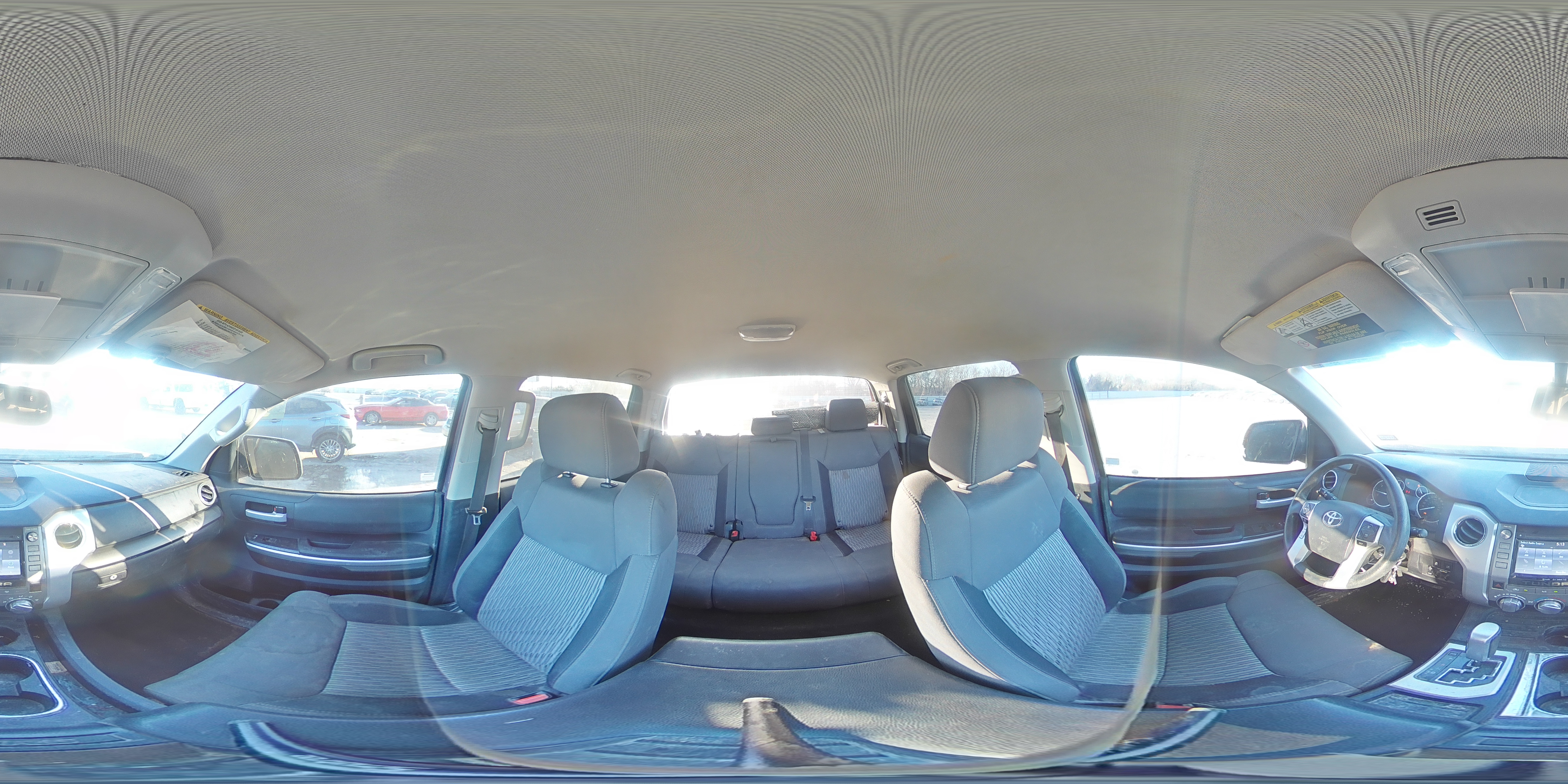 2017 Toyota Tundra - Image 13