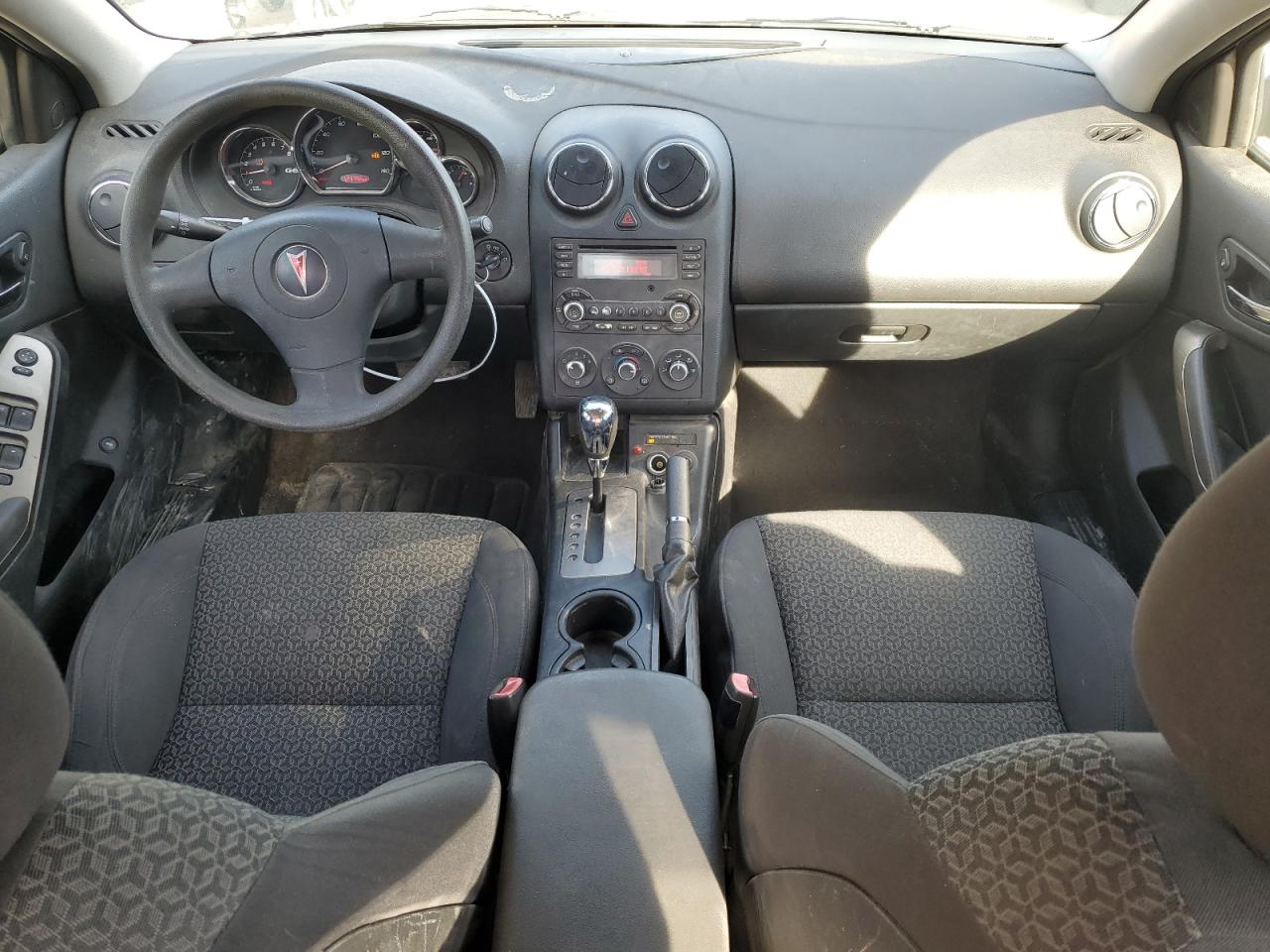 2009 Pontiac G6 - Image 8