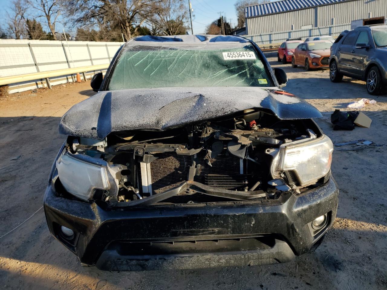 2015 Toyota Tacoma - Image 5