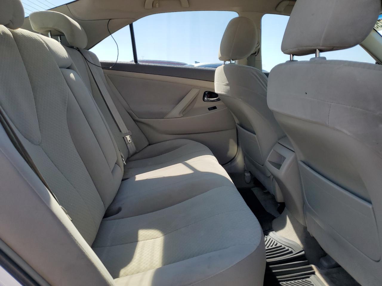 2008 Toyota Camry - Image 10